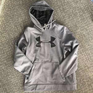 Under Armor Sweatshirt